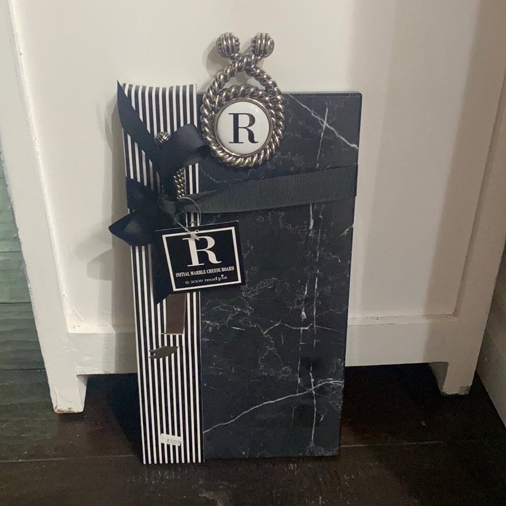 “NEW” Initial Marble Cheese Board